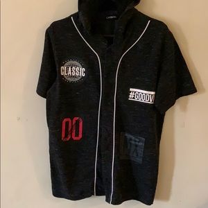 short sleeve T-shirt hoodie Button down